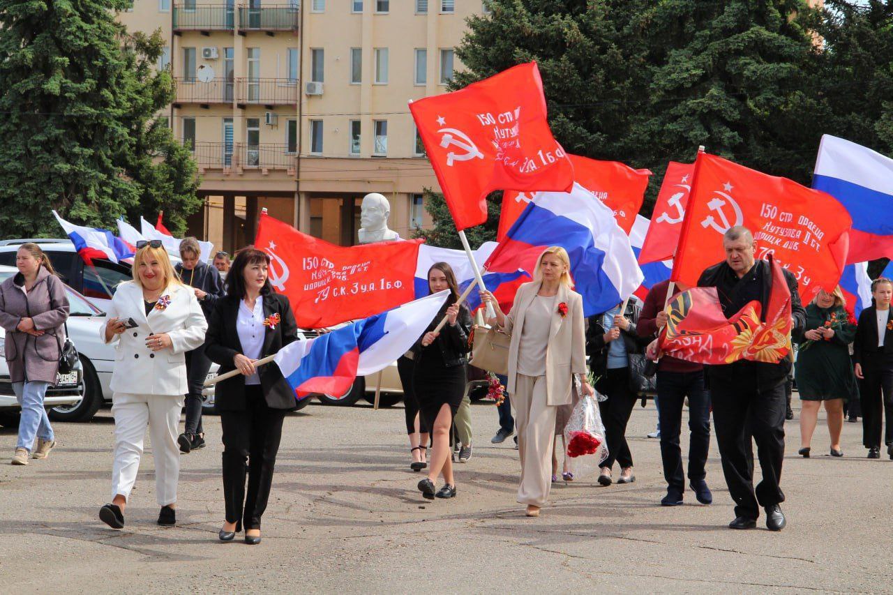 Митинг, приуроченный 79-й годовщине празднования Дня Победы, провели на главной площади в центре Чаплынки.