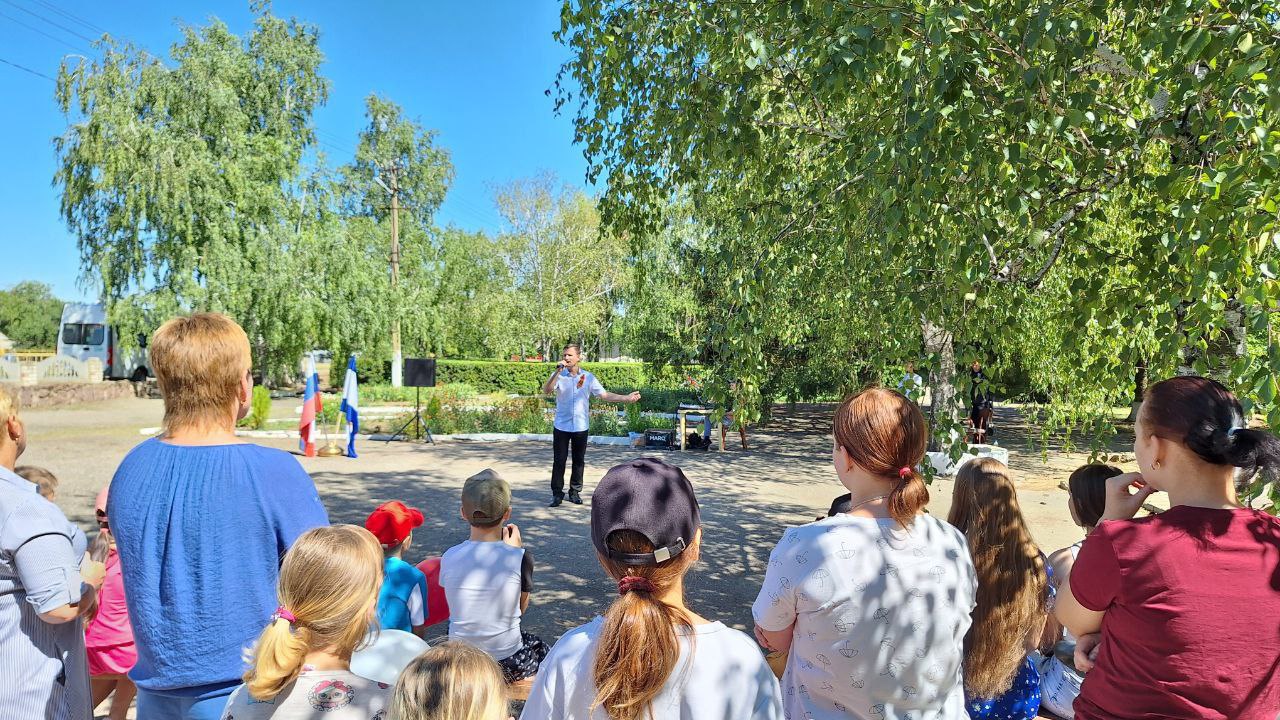 В парке Воинской Славы села Надеждовка прошло выездное мероприятие, посвящённое годовщине начала Великой Отечественной войны.