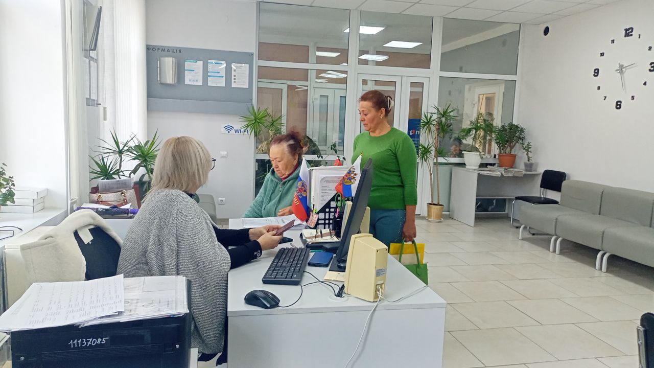 В пгт.  Аскания-Нова прошел прием граждан.