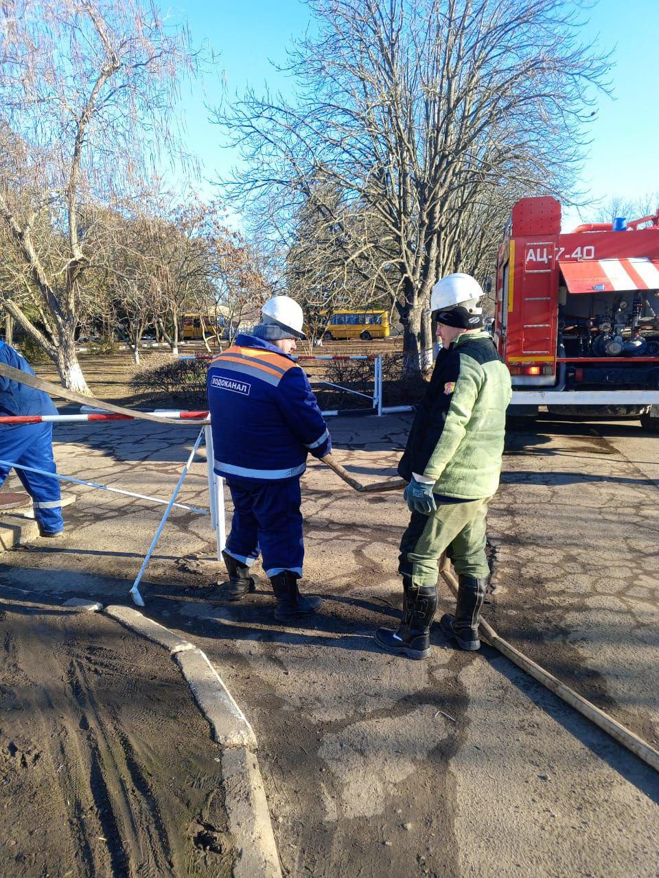 Рязанский водоканал обследовал систему водоснабжения в Чаплынской районной больнице.