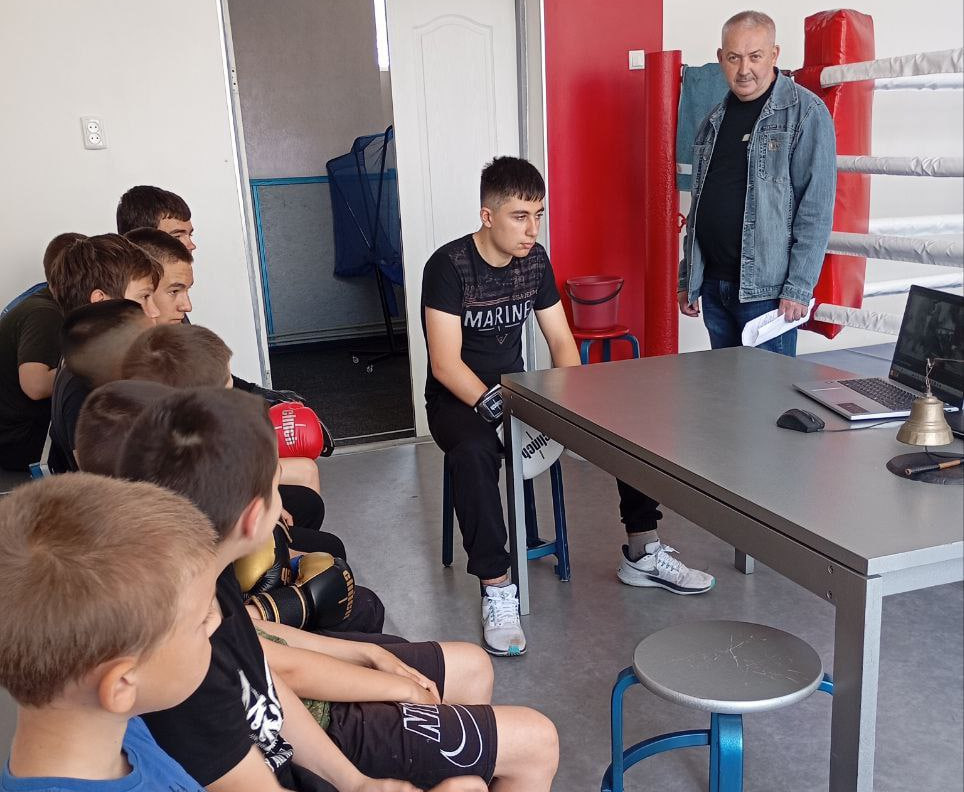 В спортивной школе пгт Аскания-Нова прошло информационно-просветительское мероприятие.