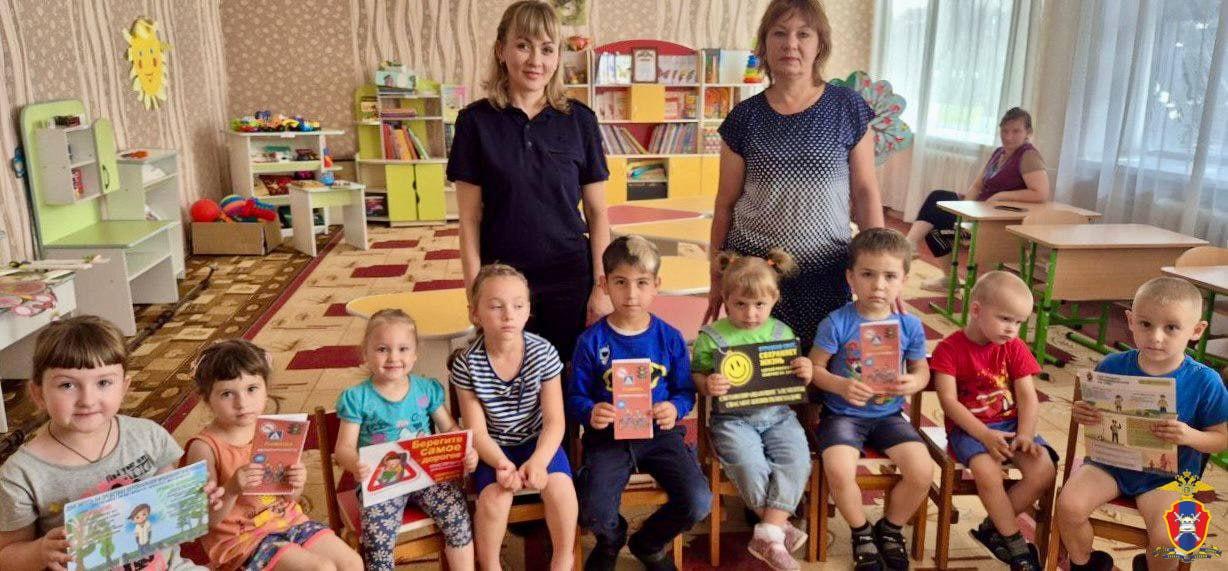 В Херсонской области госавтоинспекторы провели мероприятие для малышей.