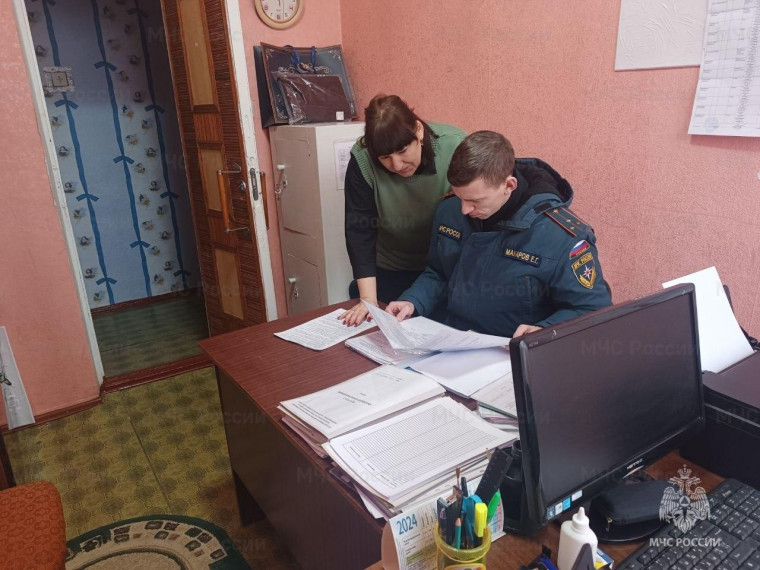 В центре внимания пожарная безопасность в учебных заведениях. В центре внимания пожарная безопасность в учебных заведениях.