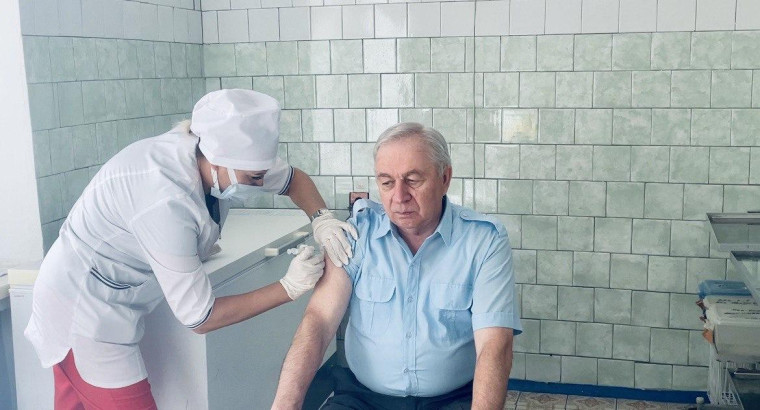 Уже более 47 тыс. доз вакцин для бесплатной профилактики гриппа доставлены в медучреждения Херсонской области . Уже более 47 тыс. доз вакцин для бесплатной профилактики гриппа доставлены в медучреждения Херсонской области .